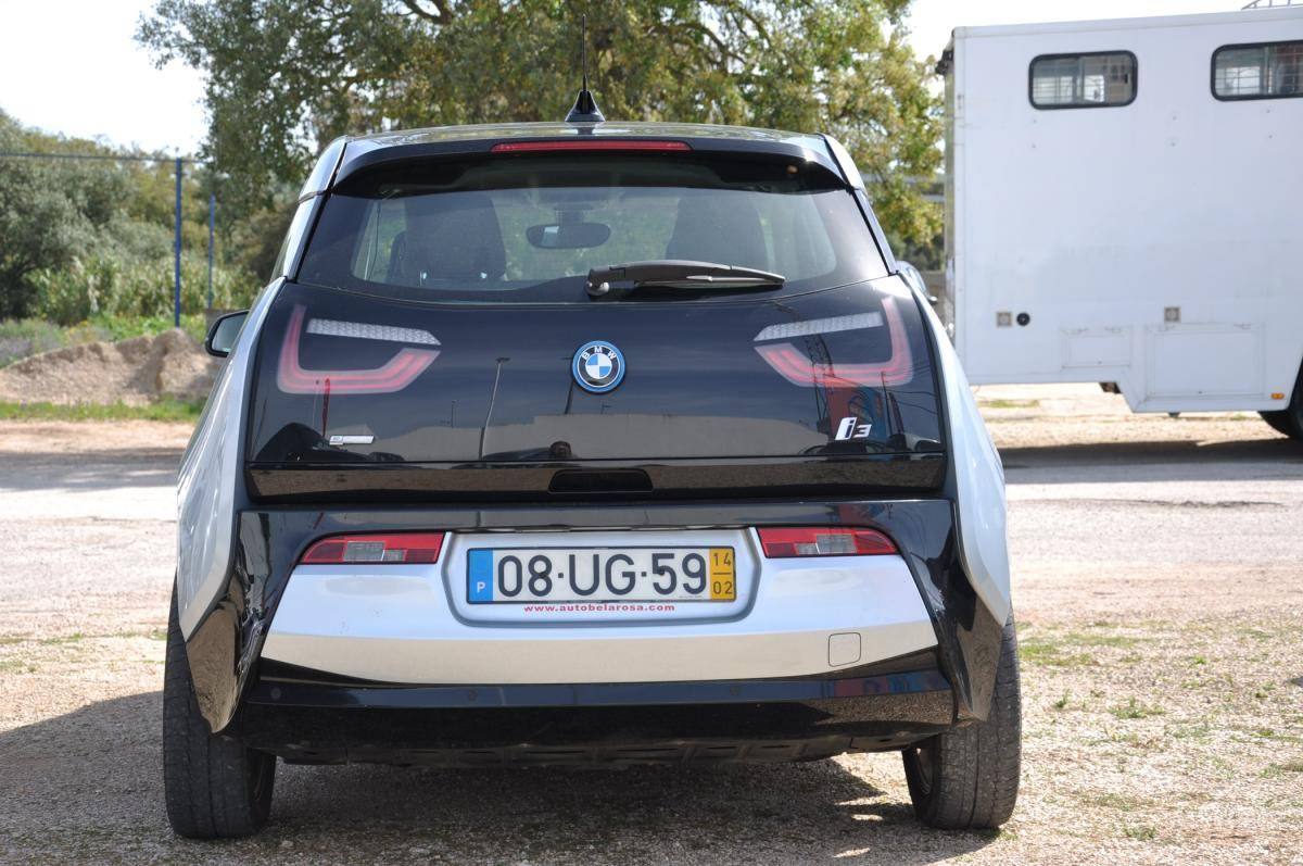 bmw-i3-2014-eletrico-500cc