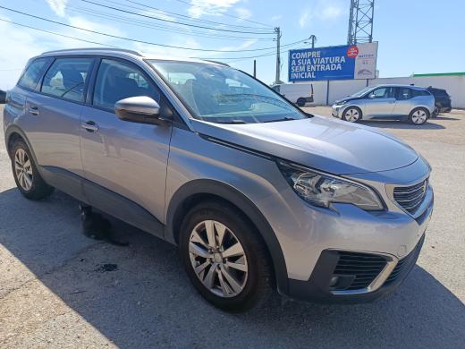 peugeot-5008-2017-diesel-1499cc
