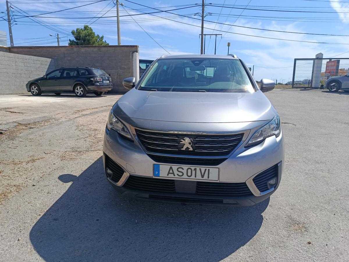 peugeot-5008-2017-diesel-1499cc