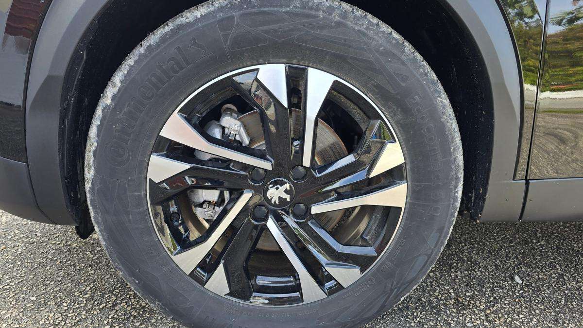 peugeot-2008-2023-eletrico-0cc