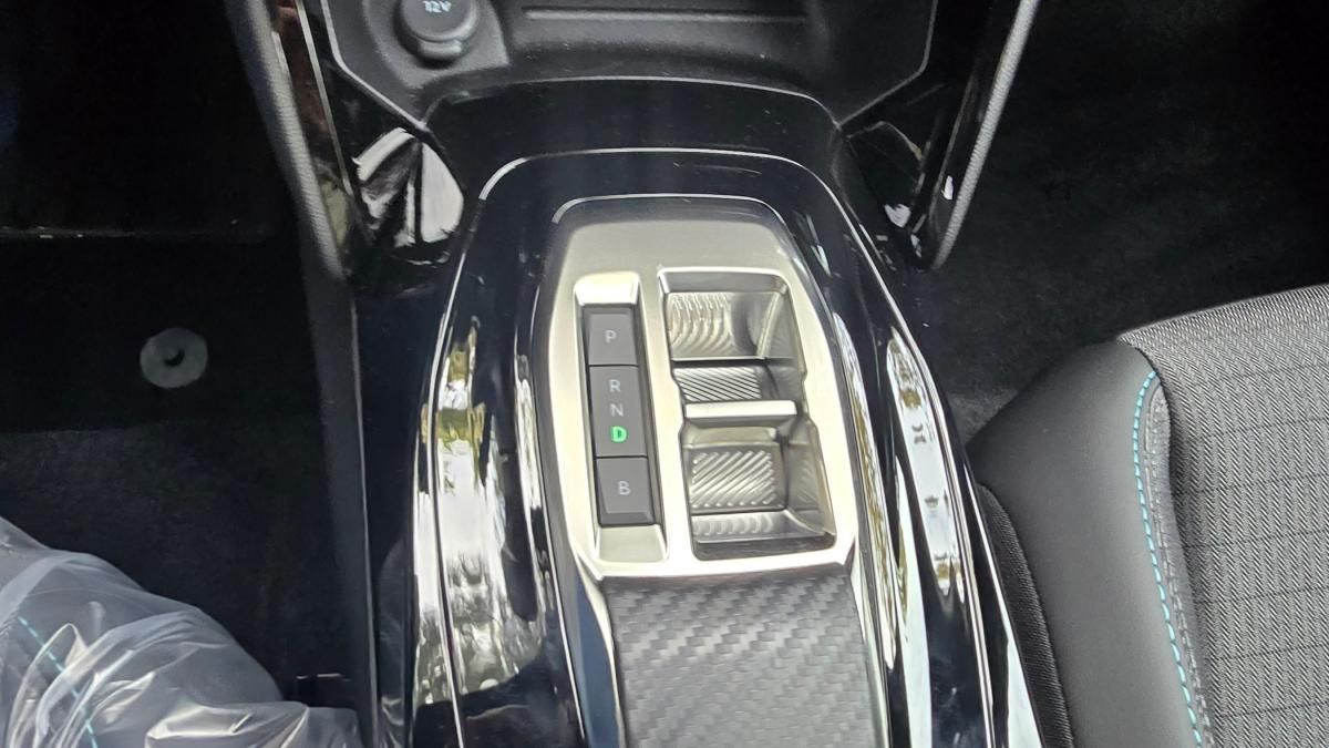 peugeot-2008-2023-eletrico-0cc