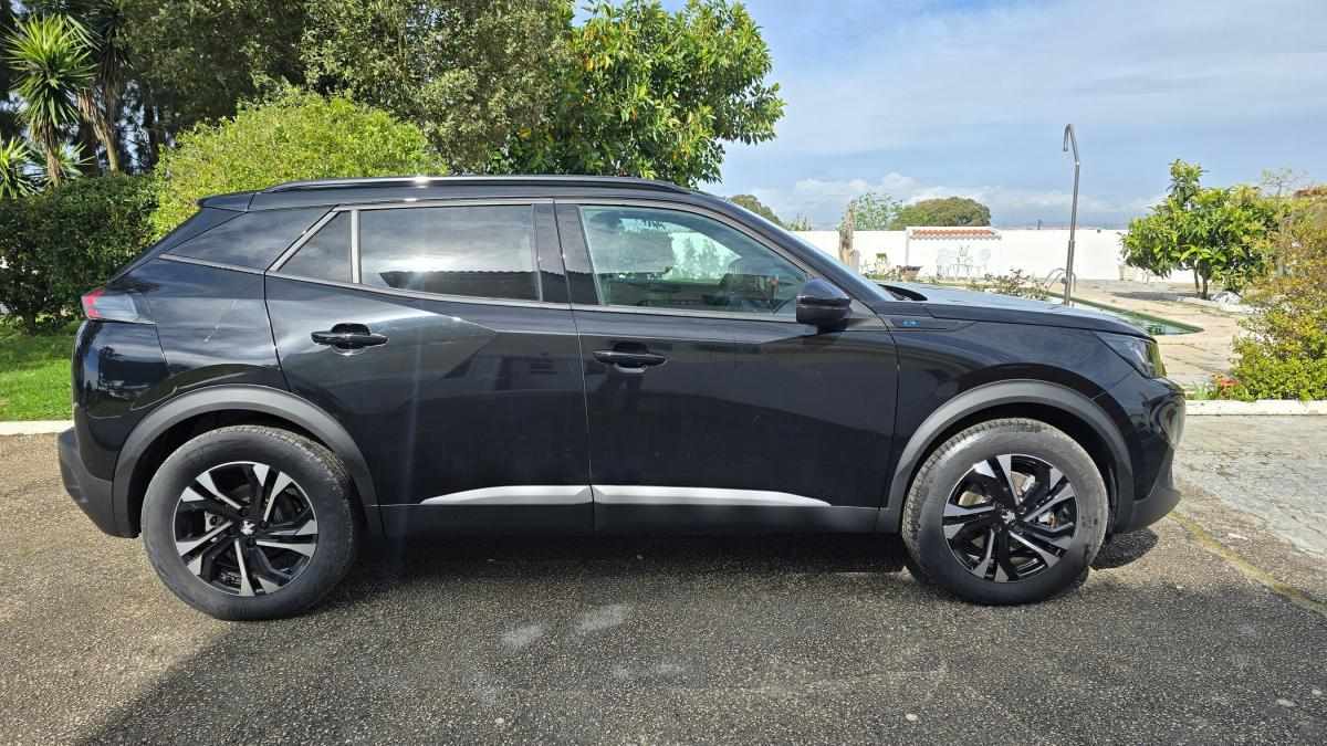 peugeot-2008-2023-eletrico-0cc