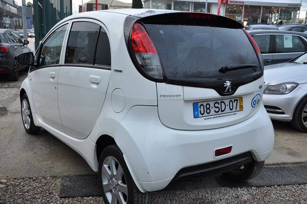 peugeot-ion-2012-eletrico-0cc