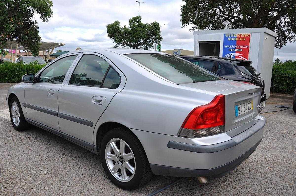 volvo-s60-2004-diesel-2400cc