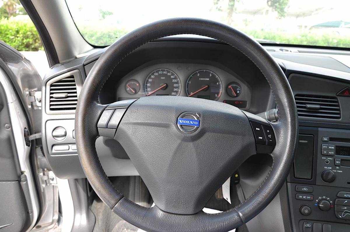 volvo-s60-2004-diesel-2400cc