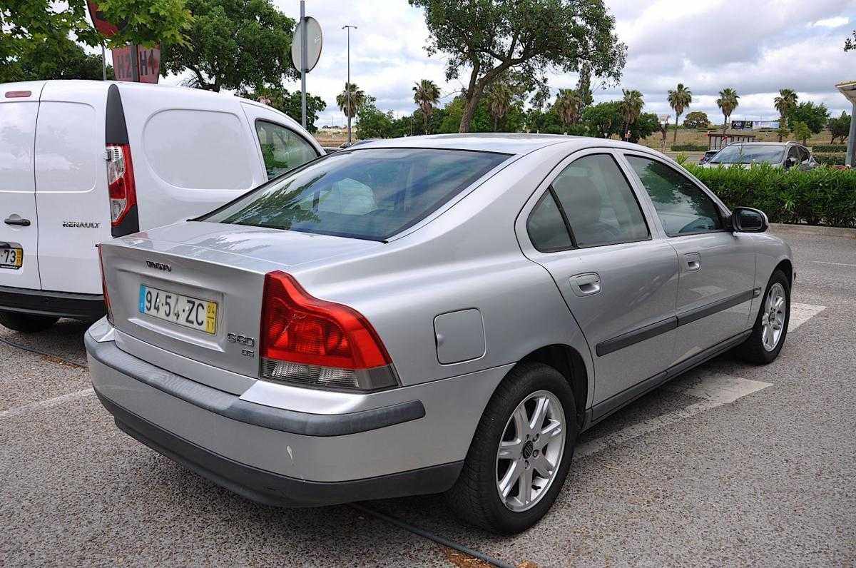 volvo-s60-2004-diesel-2400cc