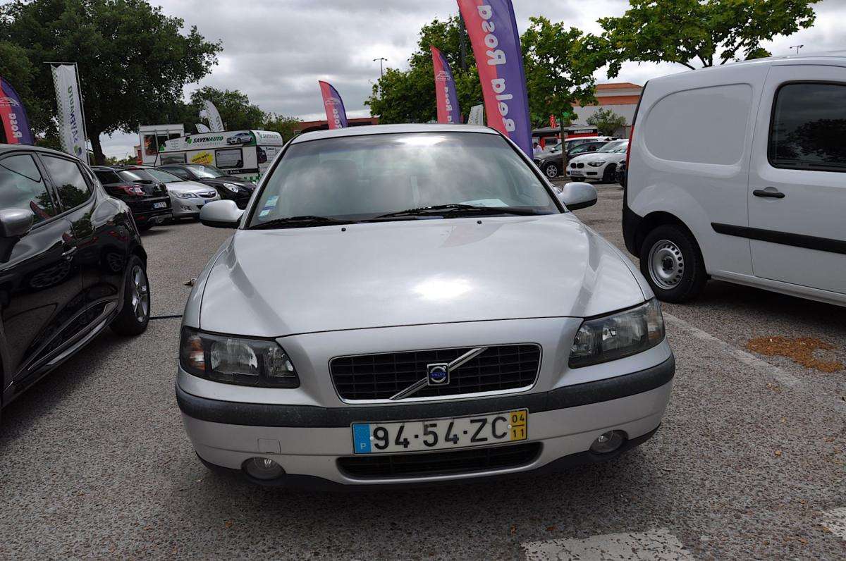 volvo-s60-2004-diesel-2400cc