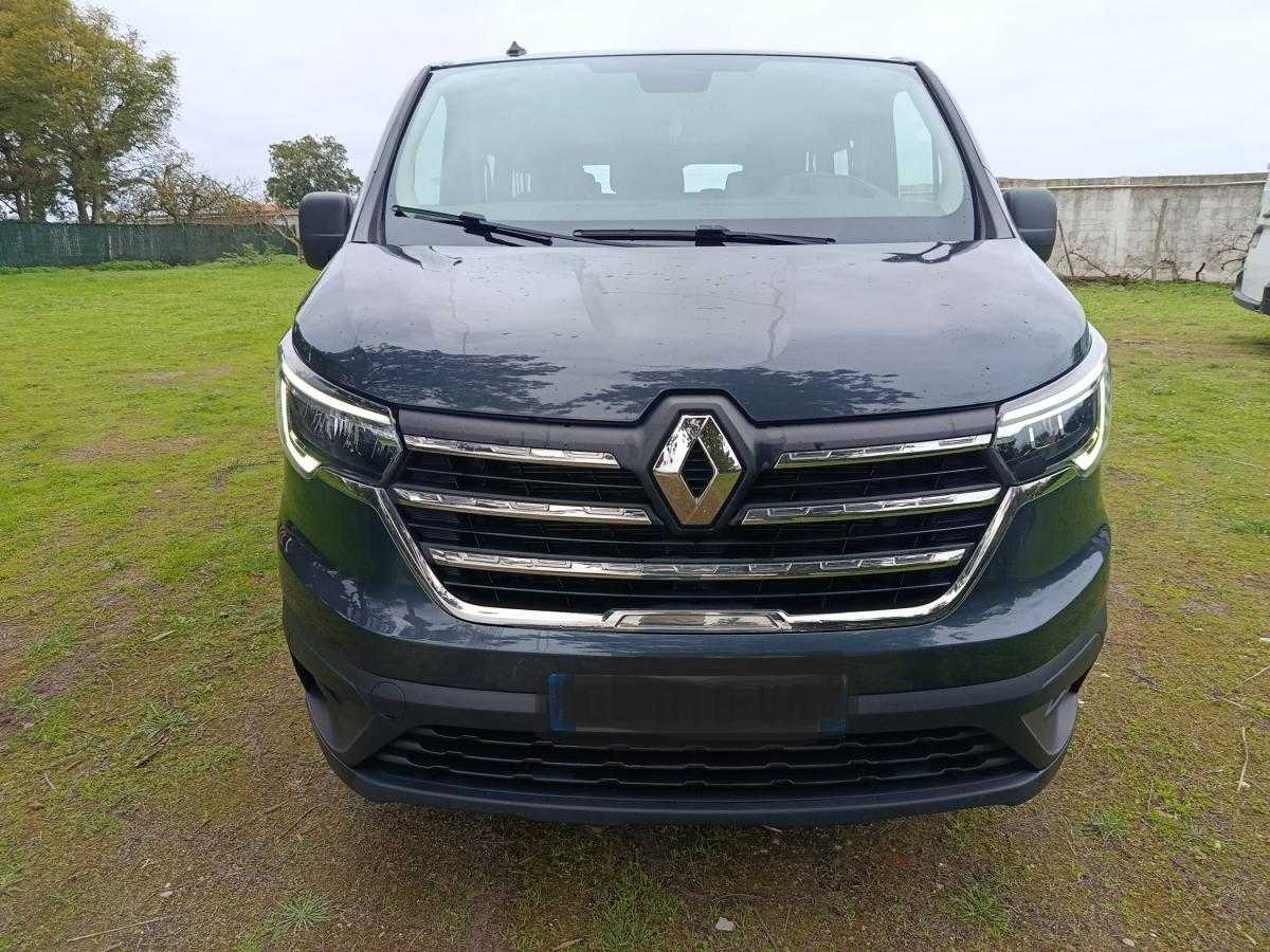 renault-trafic-2023-diesel-1997cc