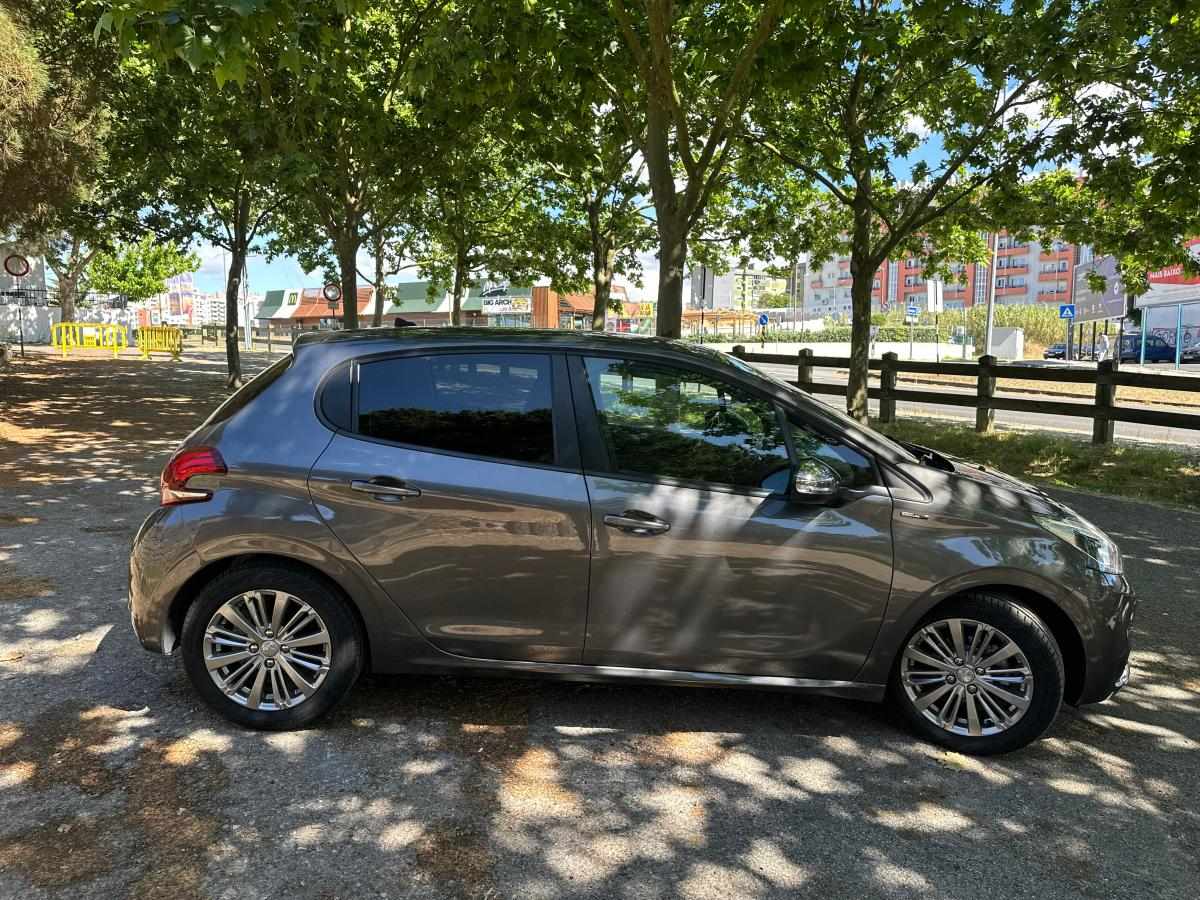 peugeot-208-1-2-vti-2019-gasolina-1199cc