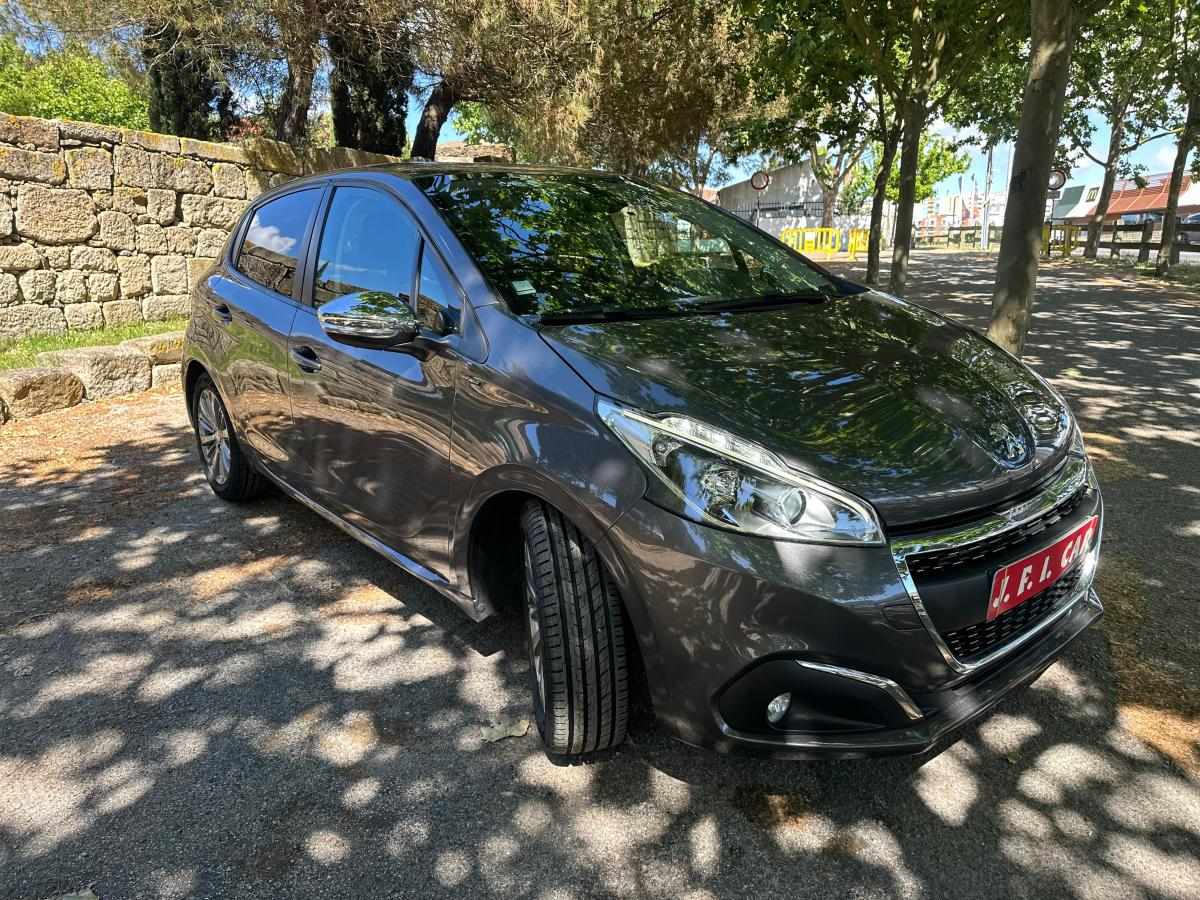 peugeot-208-1-2-vti-2019-gasolina-1199cc