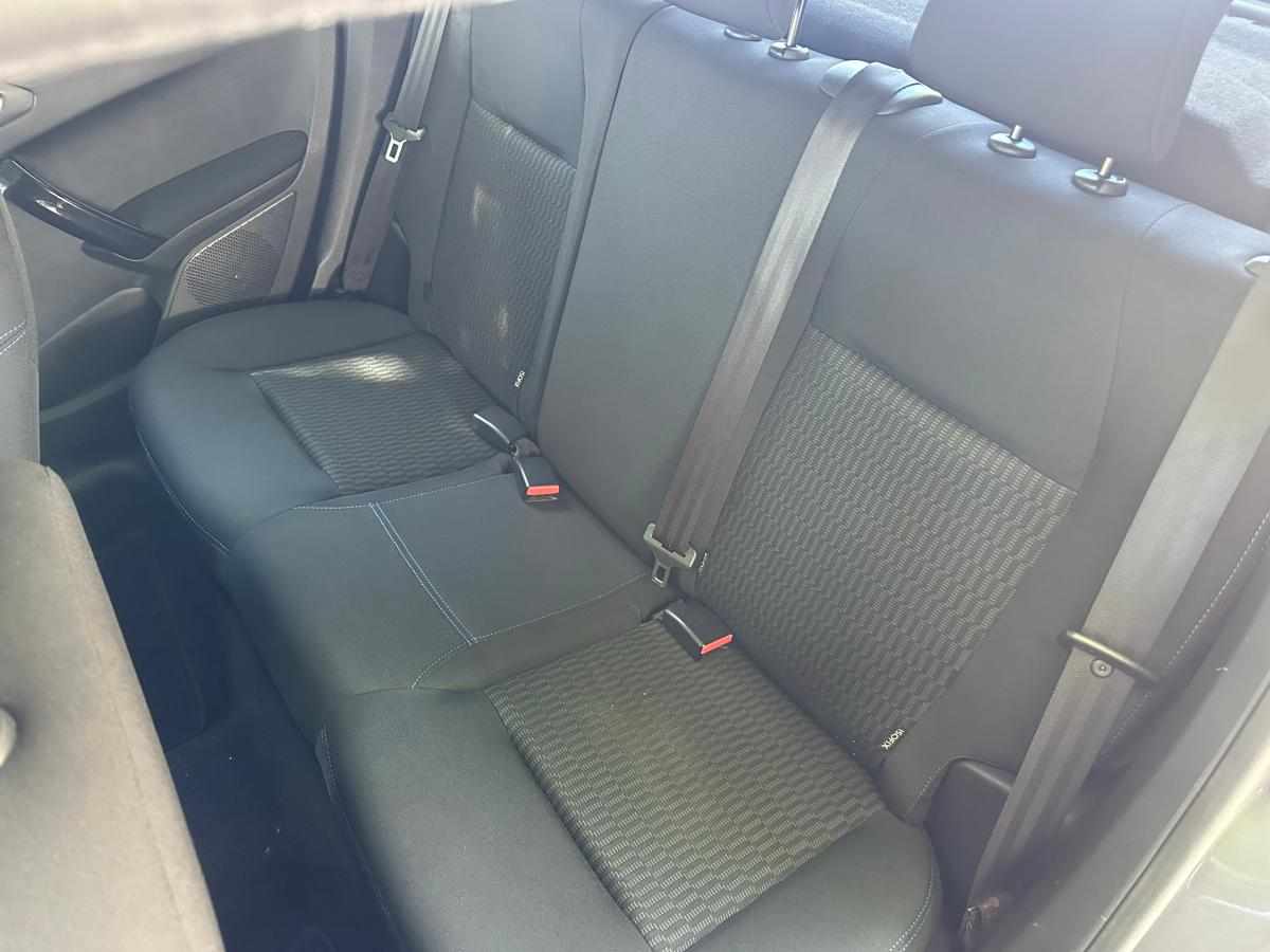 peugeot-208-1-2-vti-2019-gasolina-1199cc