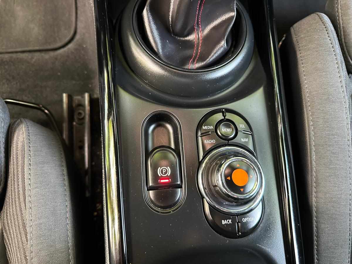 mini-clubman-d-1-6-2017-diesel-1496cc
