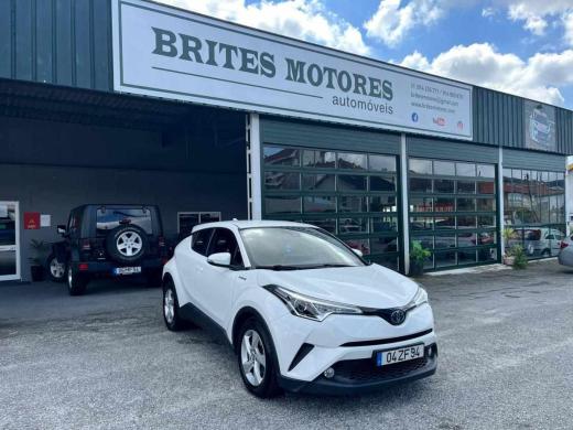 toyota-c-hr-hybrid-1-8-vvt-i-2019-hibrido-a-gasolina-1798cc