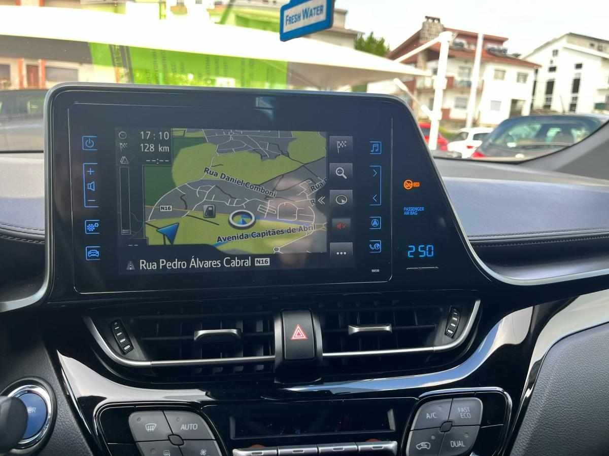 toyota-c-hr-hybrid-1-8-vvt-i-2019-hibrido-a-gasolina-1798cc