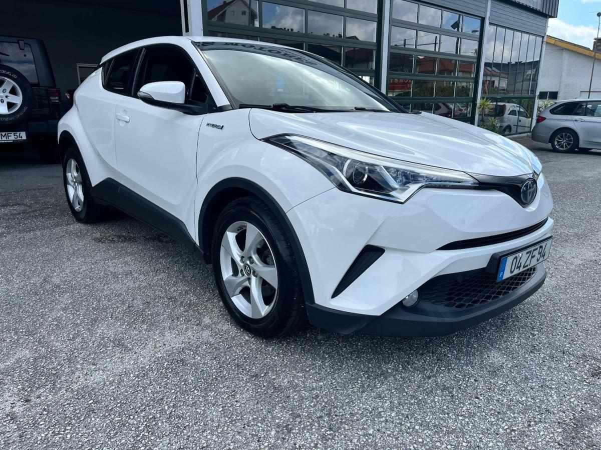 toyota-c-hr-hybrid-1-8-vvt-i-2019-hibrido-a-gasolina-1798cc