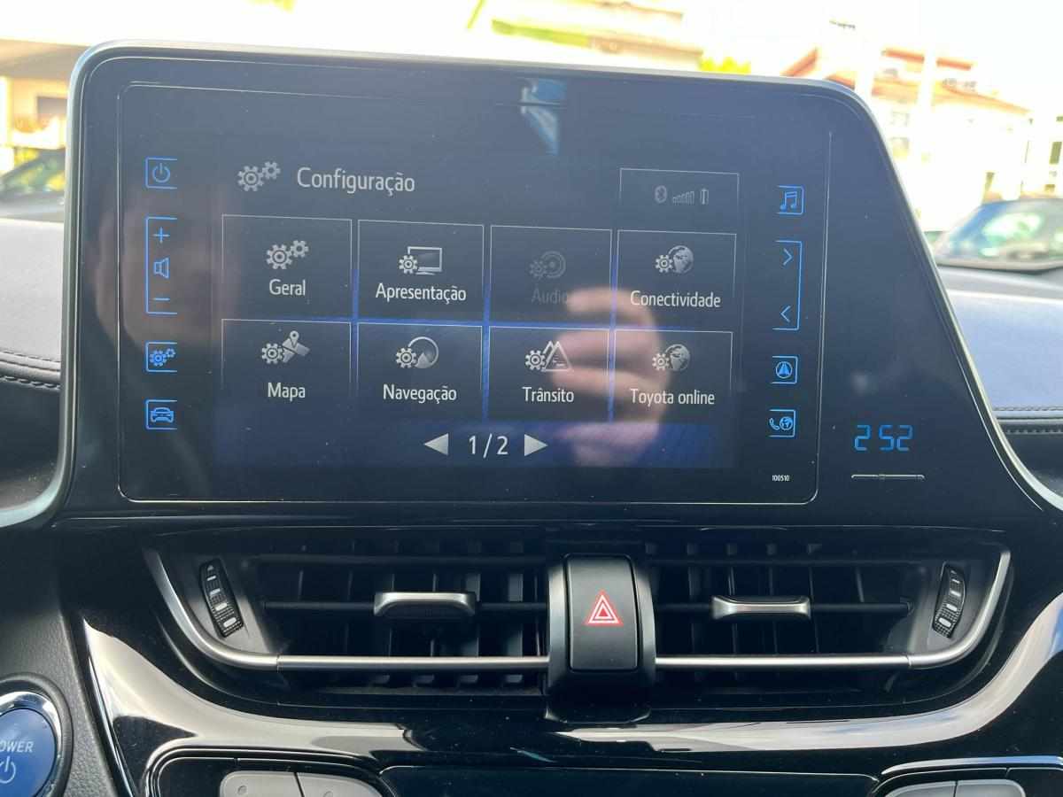 toyota-c-hr-hybrid-1-8-vvt-i-2019-hibrido-a-gasolina-1798cc