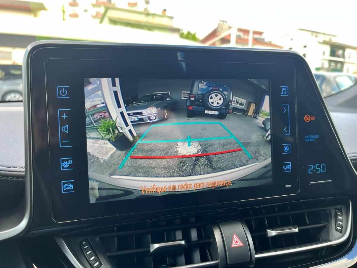 toyota-c-hr-hybrid-1-8-vvt-i-2019-hibrido-a-gasolina-1798cc