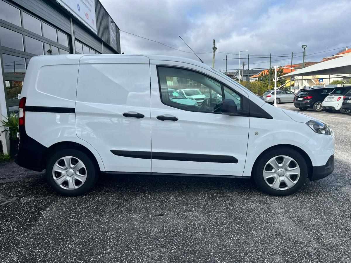 ford-transit-courier-1-5-75cv-2020-diesel-1499cc