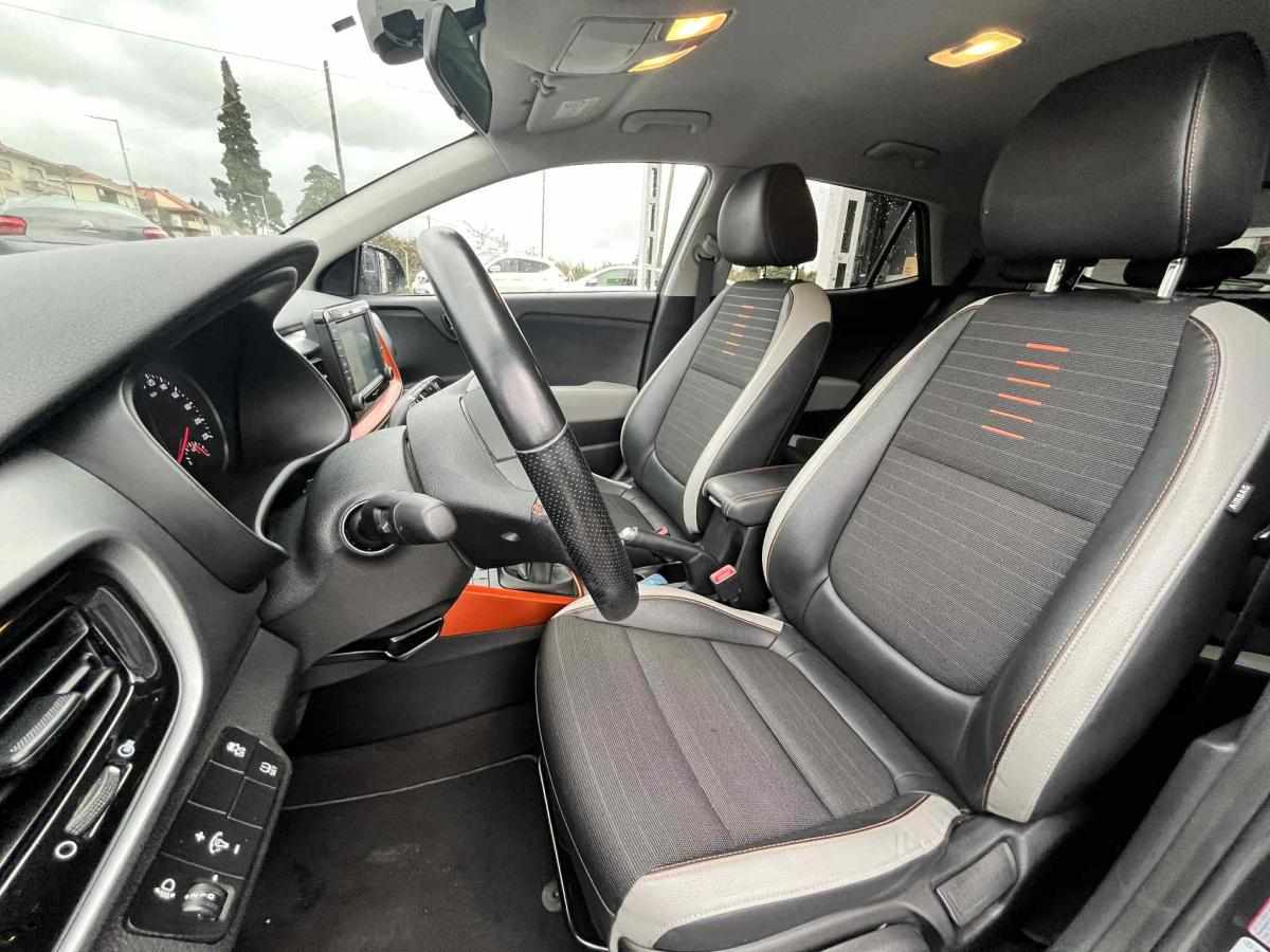 kia-stonic-1-6-116cv-2019-diesel-1598cc