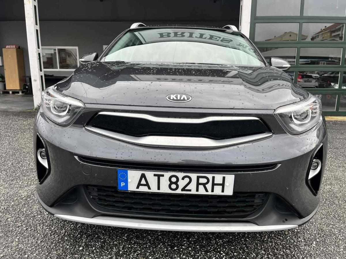 kia-stonic-1-6-116cv-2019-diesel-1598cc