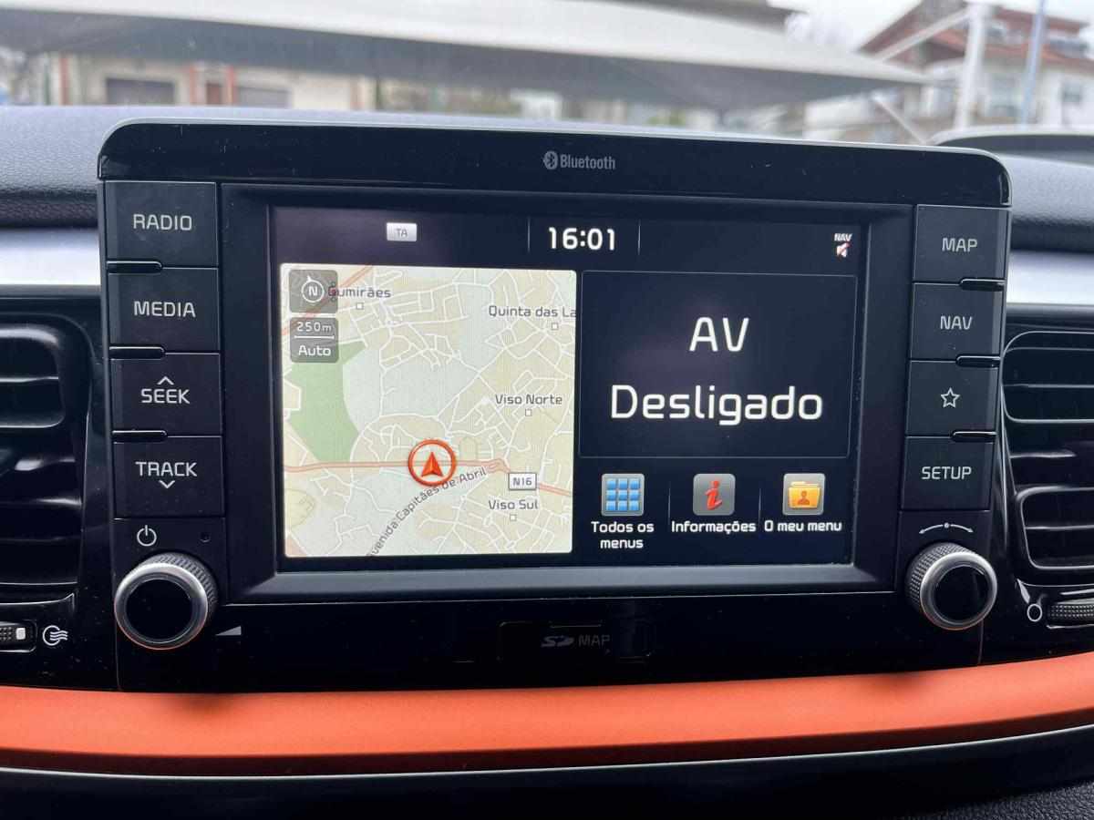 kia-stonic-1-6-116cv-2019-diesel-1598cc