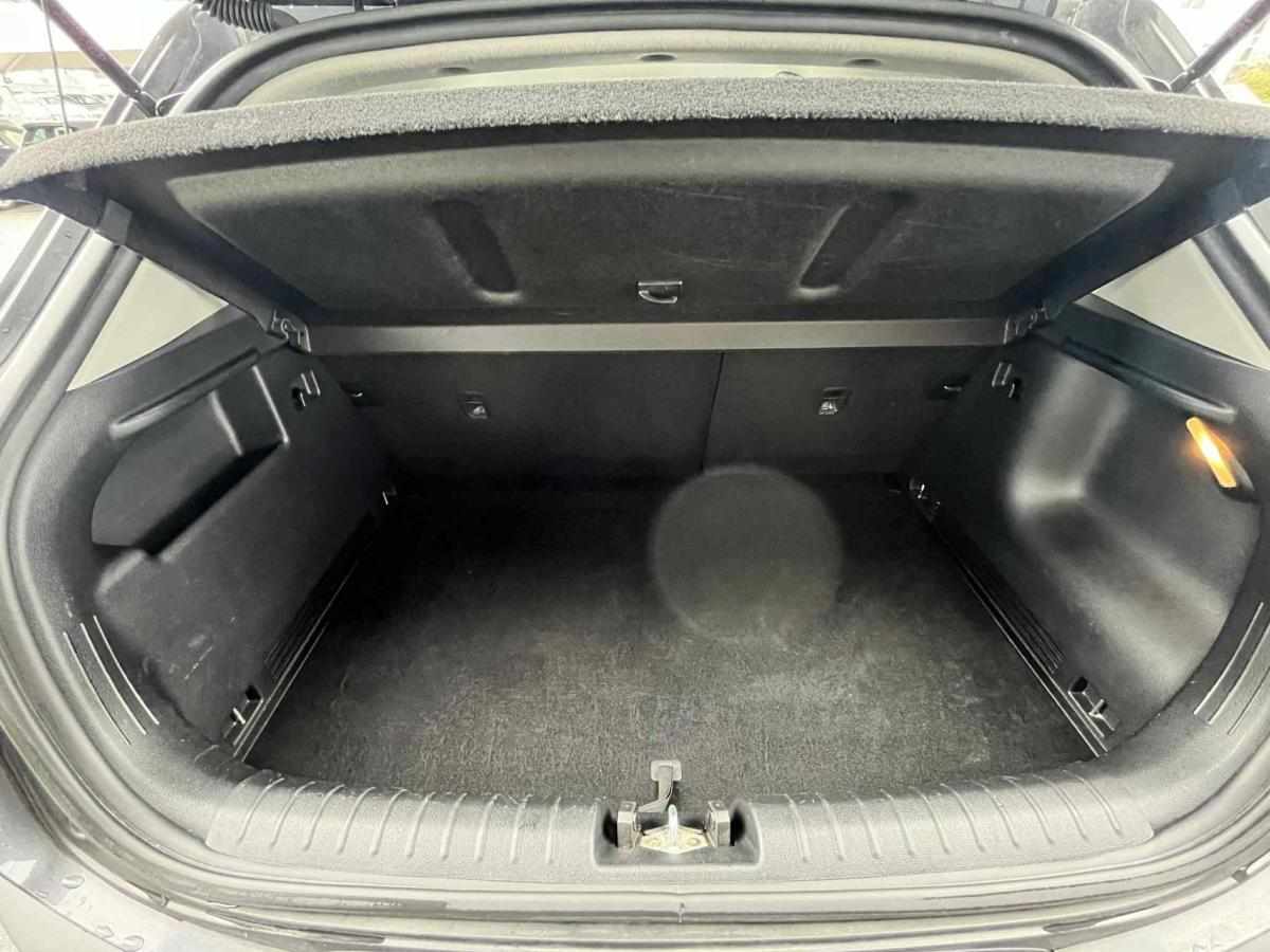 kia-stonic-1-6-116cv-2019-diesel-1598cc