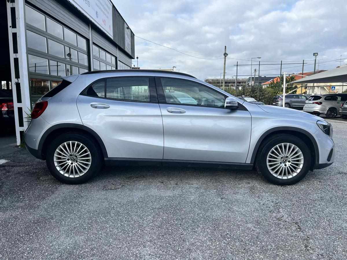 mercedes-benz-gla-180-2019-gasolina-1595cc