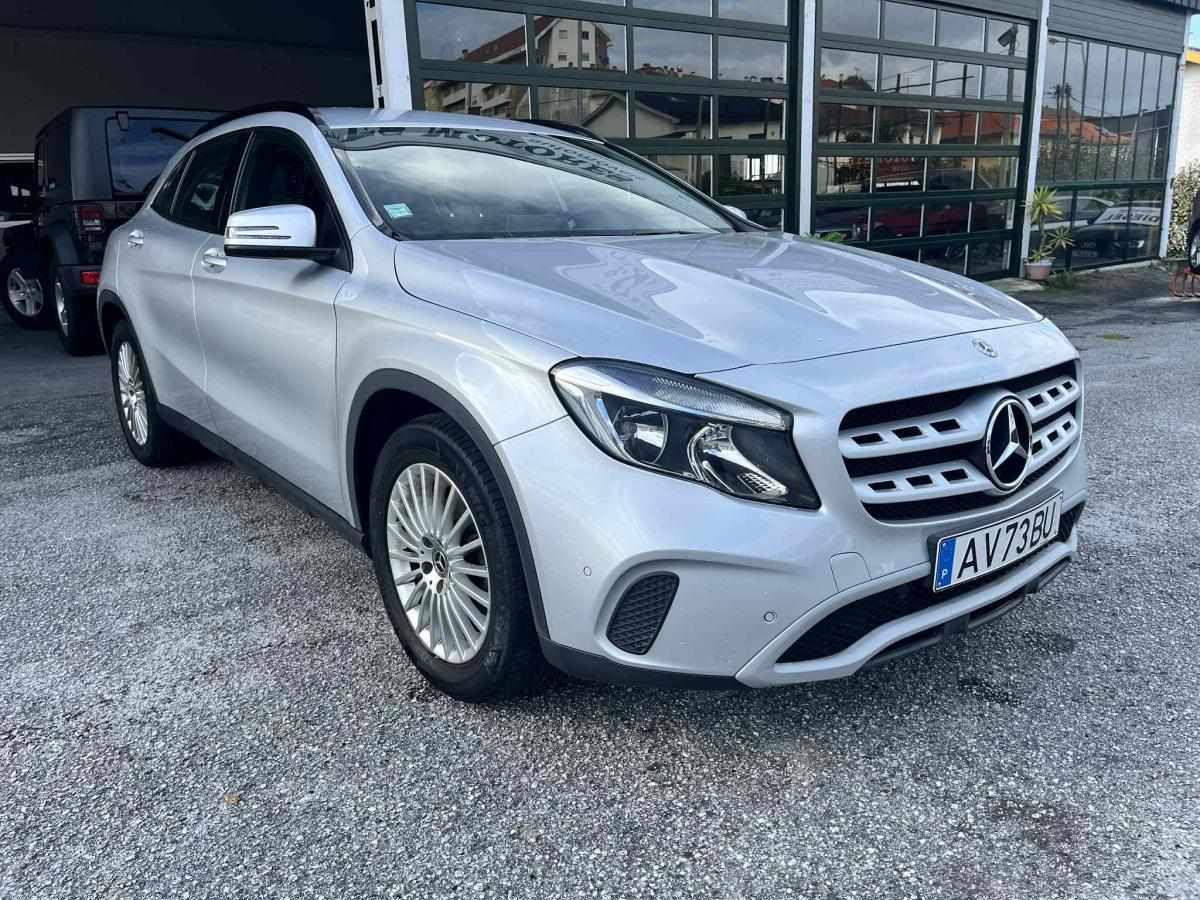 mercedes-benz-gla-180-2019-gasolina-1595cc