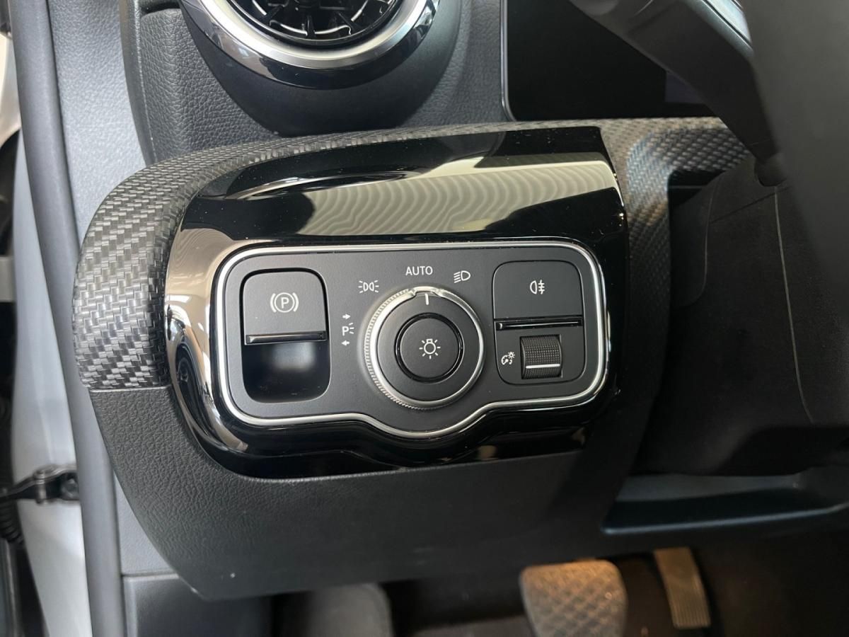 mercedes-benz-cla-2021-diesel-1950cc