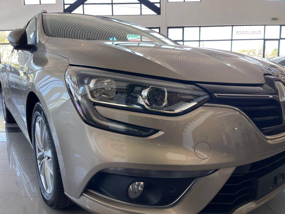 renault-megane-sport-tourer-2017-diesel-1461cc