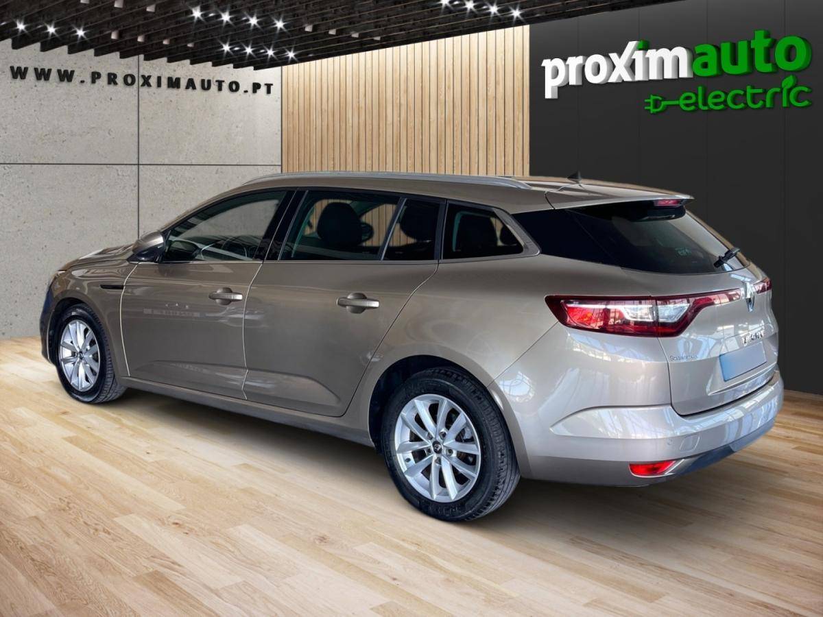 renault-megane-sport-tourer-2017-diesel-1461cc