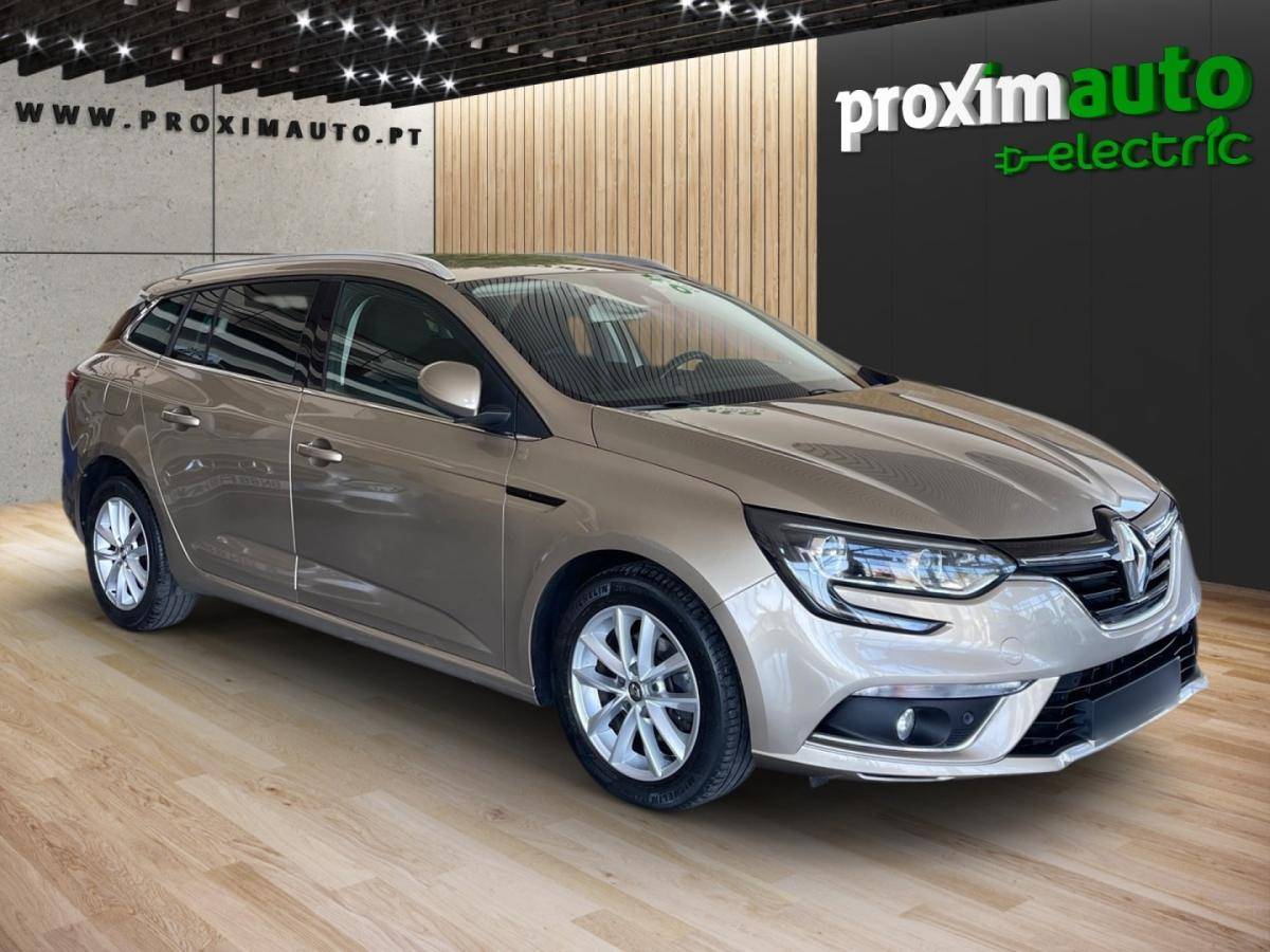 renault-megane-sport-tourer-2017-diesel-1461cc