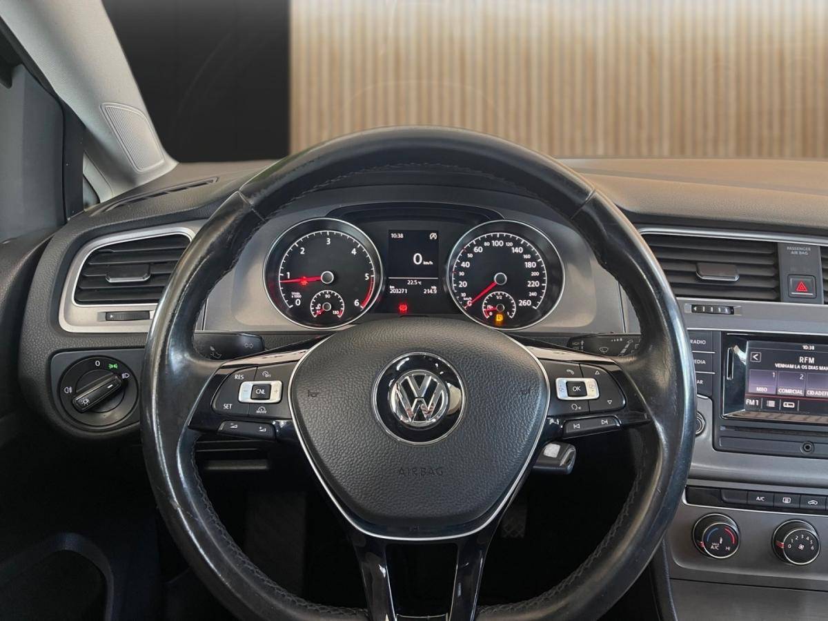 volkswagen-golf-2014-diesel-1598cc