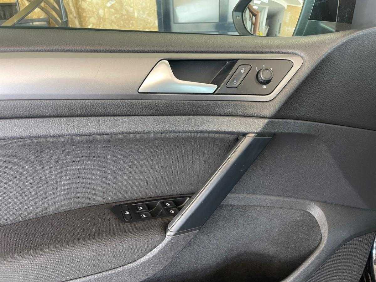 volkswagen-golf-2014-diesel-1598cc