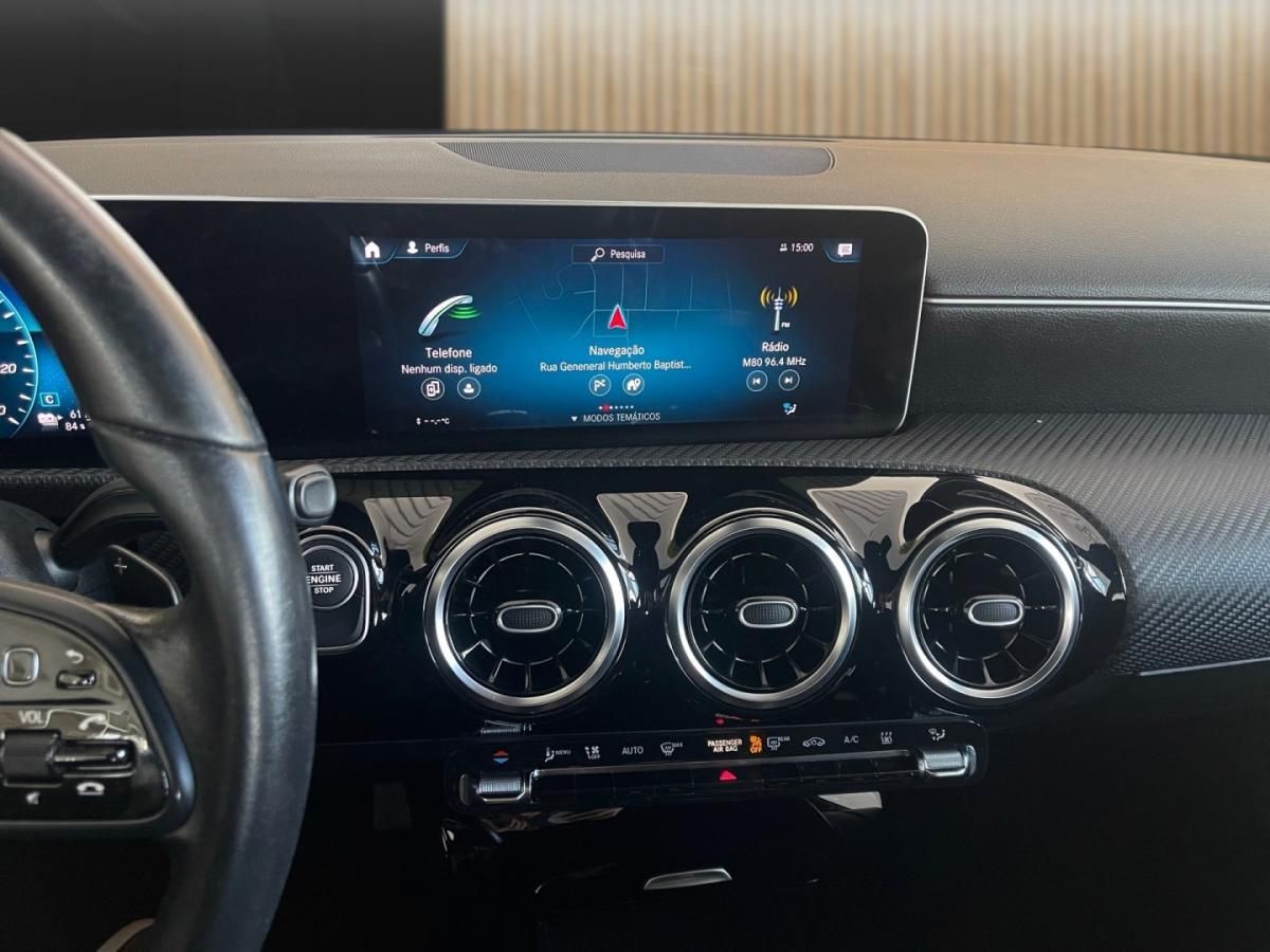 mercedes-benz-classe-a-2020-hibrido-1332cc