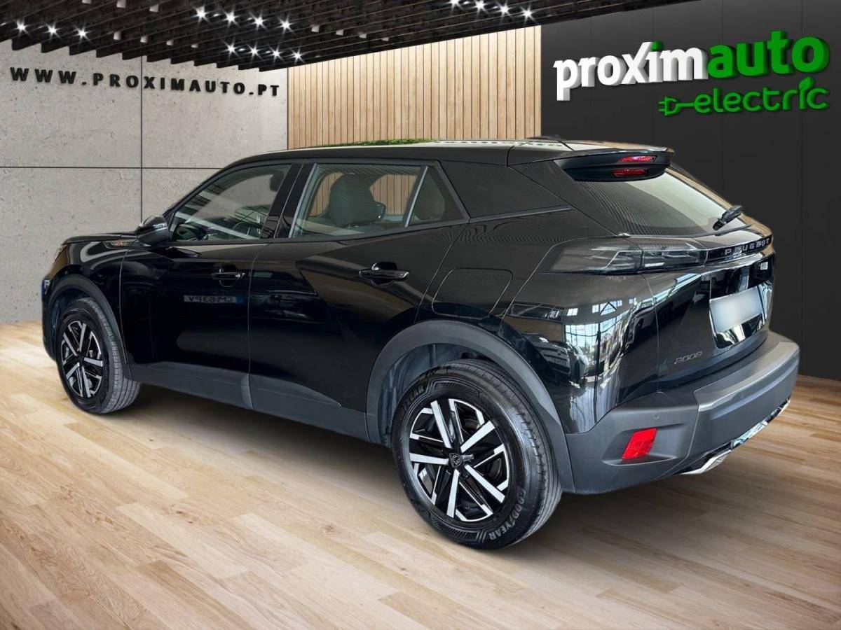 peugeot-2008-2025-hibrido-1199cc