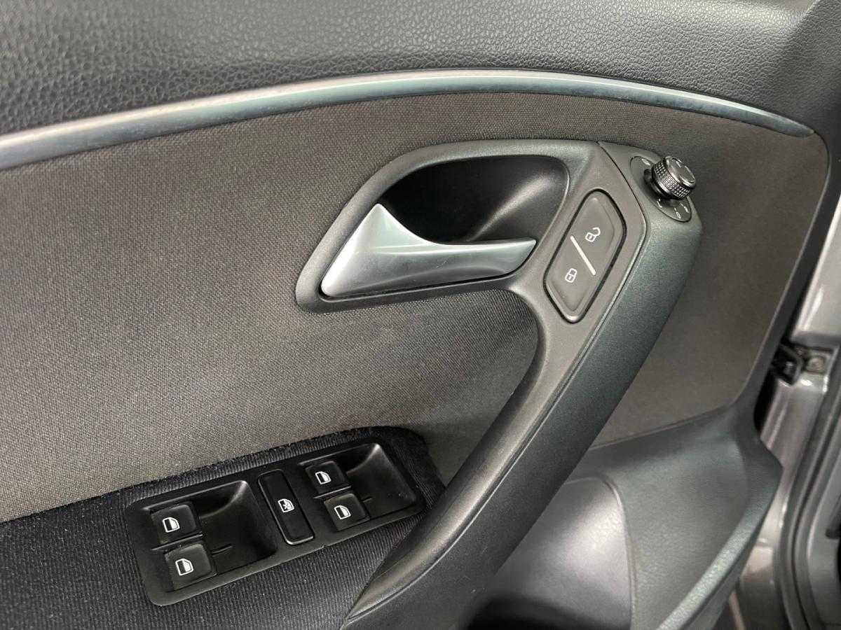 volkswagen-polo-2015-gasolina-999cc