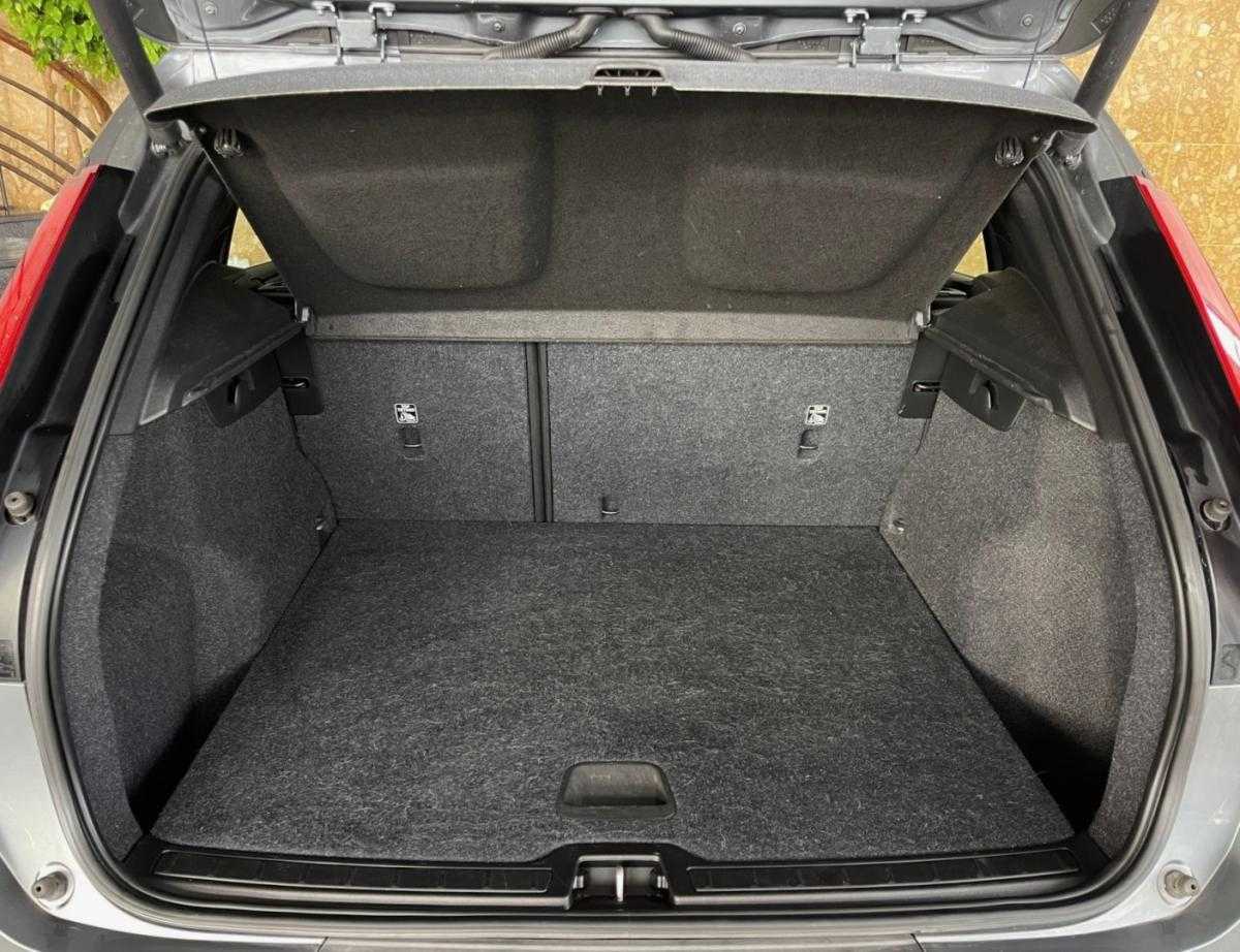 volvo-xc40-2018-gasolina-1477cc