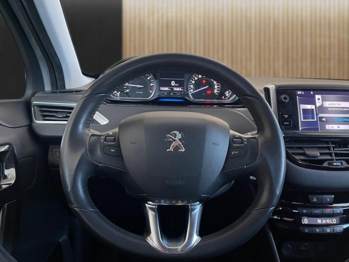 peugeot-208-2012-gasolina-1397cc