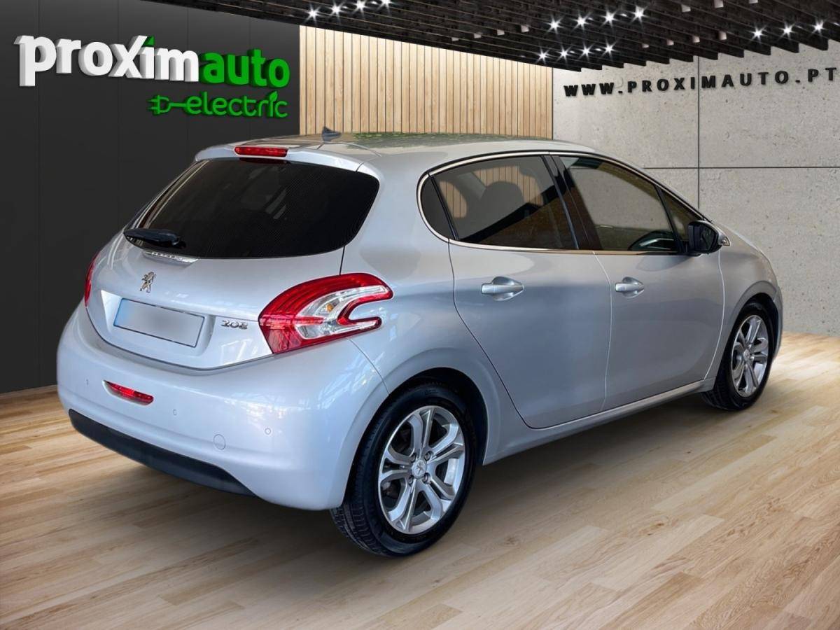 peugeot-208-2012-gasolina-1397cc
