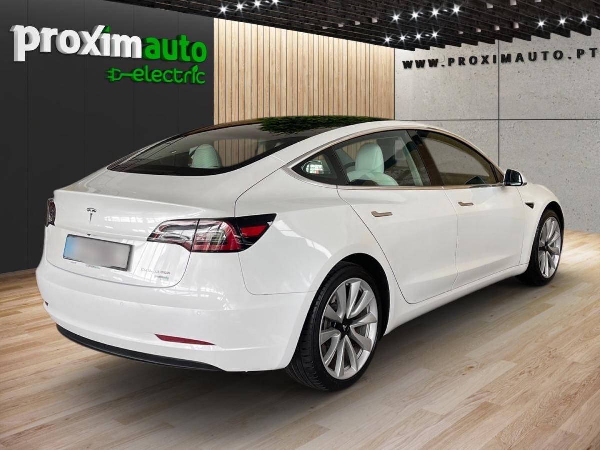tesla-model-3-2019-eletrico-0cc
