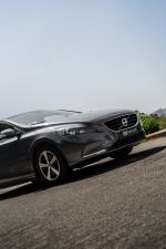 volvo-v40-2014-diesel-1560cc