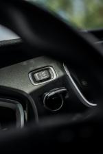 volvo-v40-2014-diesel-1560cc