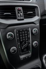 volvo-v40-2014-diesel-1560cc