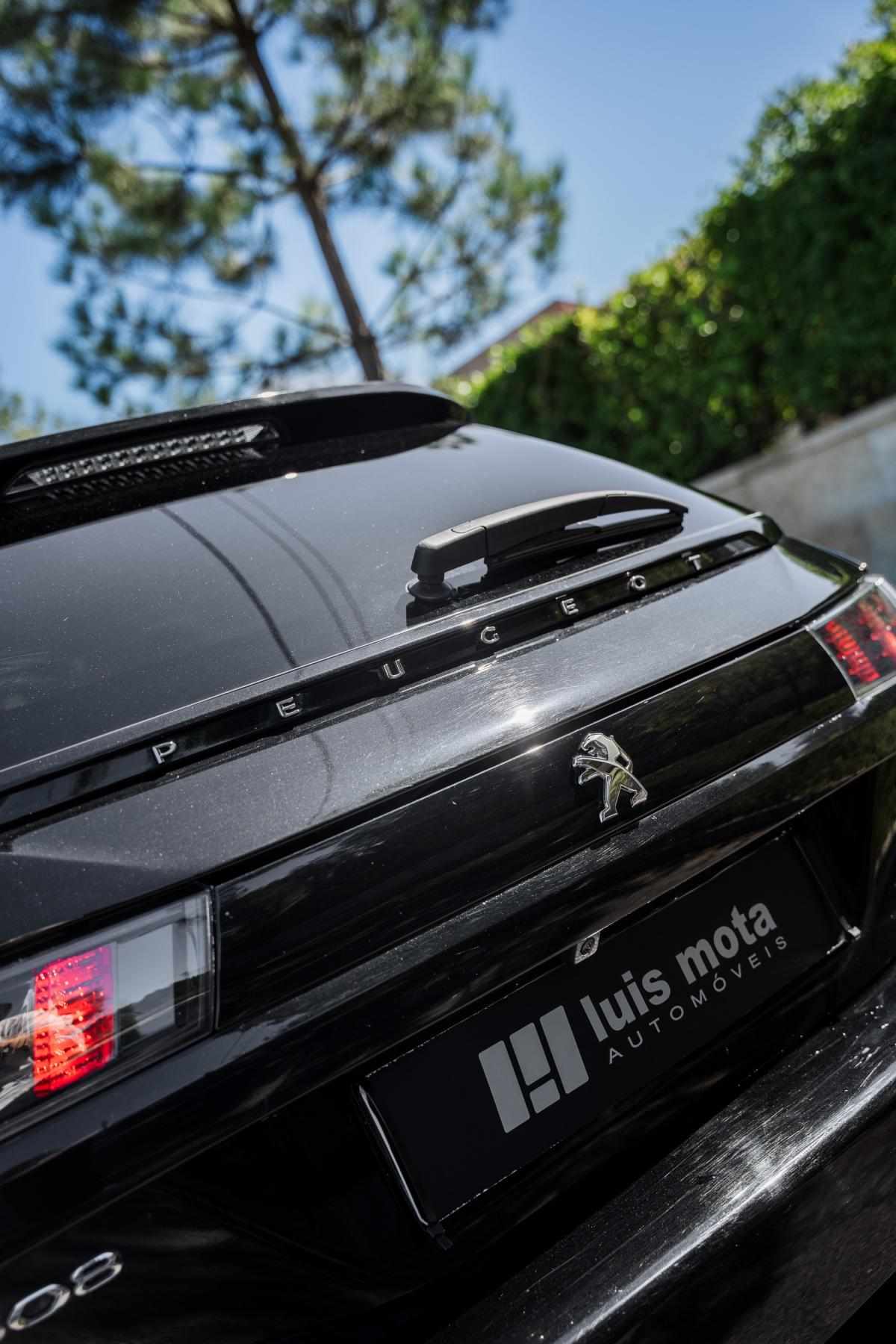 peugeot-508-sw-2023-hibrido-a-gasolina-1598cc