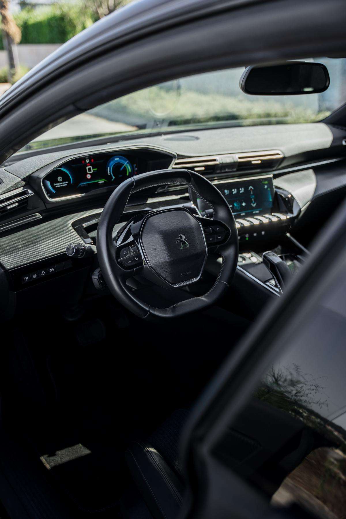 peugeot-508-sw-2023-hibrido-a-gasolina-1598cc