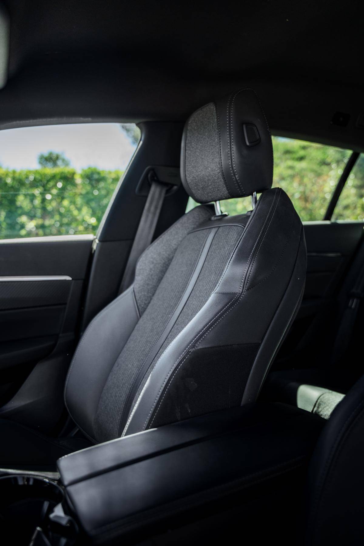 peugeot-508-sw-2023-hibrido-a-gasolina-1598cc