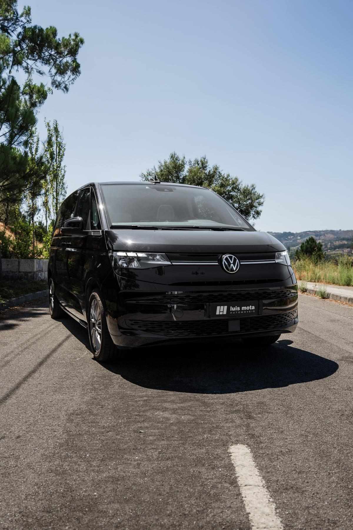volkswagen-multivan-2024-hibrido-a-gasolina-1395cc