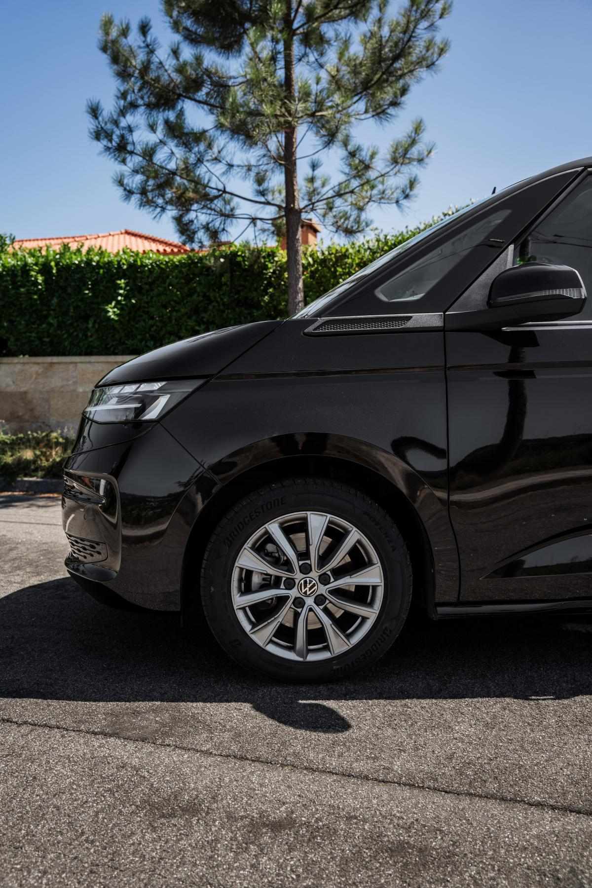 volkswagen-multivan-2024-hibrido-a-gasolina-1395cc