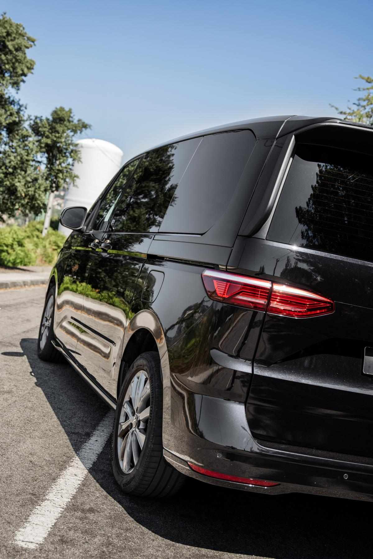 volkswagen-multivan-2024-hibrido-a-gasolina-1395cc